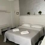 Hawaii Bed And Coffee Riccione