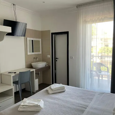 Hawaii Bed And Coffee Szálloda 2*