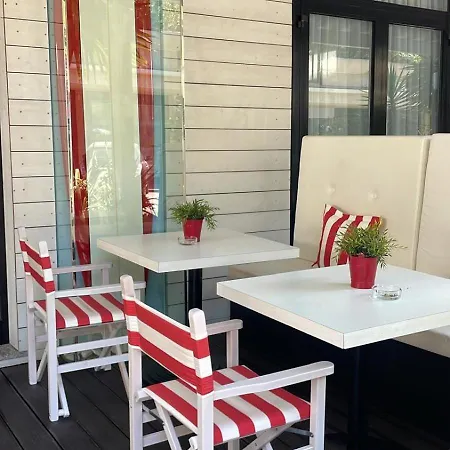 Hawaii Bed And Coffee Otel 2*