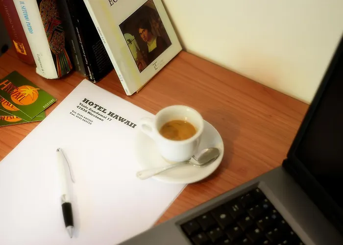 Hawaii Bed And Coffee מלון