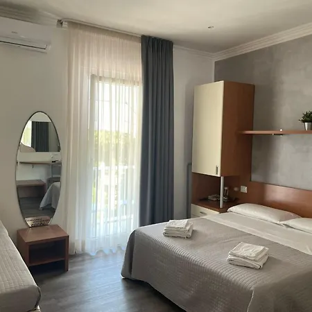 Hawaii Bed And Coffee Hotel 2*